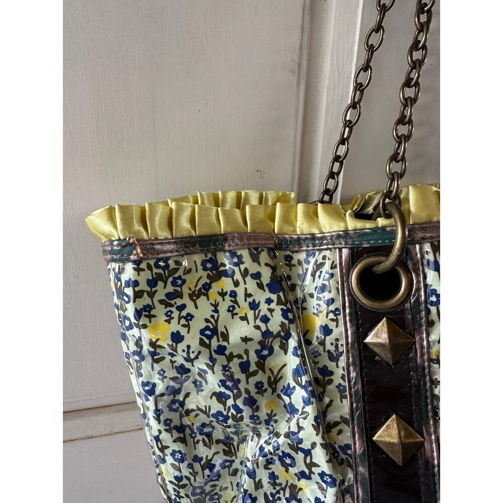 Betseyville Betsey Johnson Floral Studded Chain Strap Laminated Bucket Bag - Picture 6 of 6